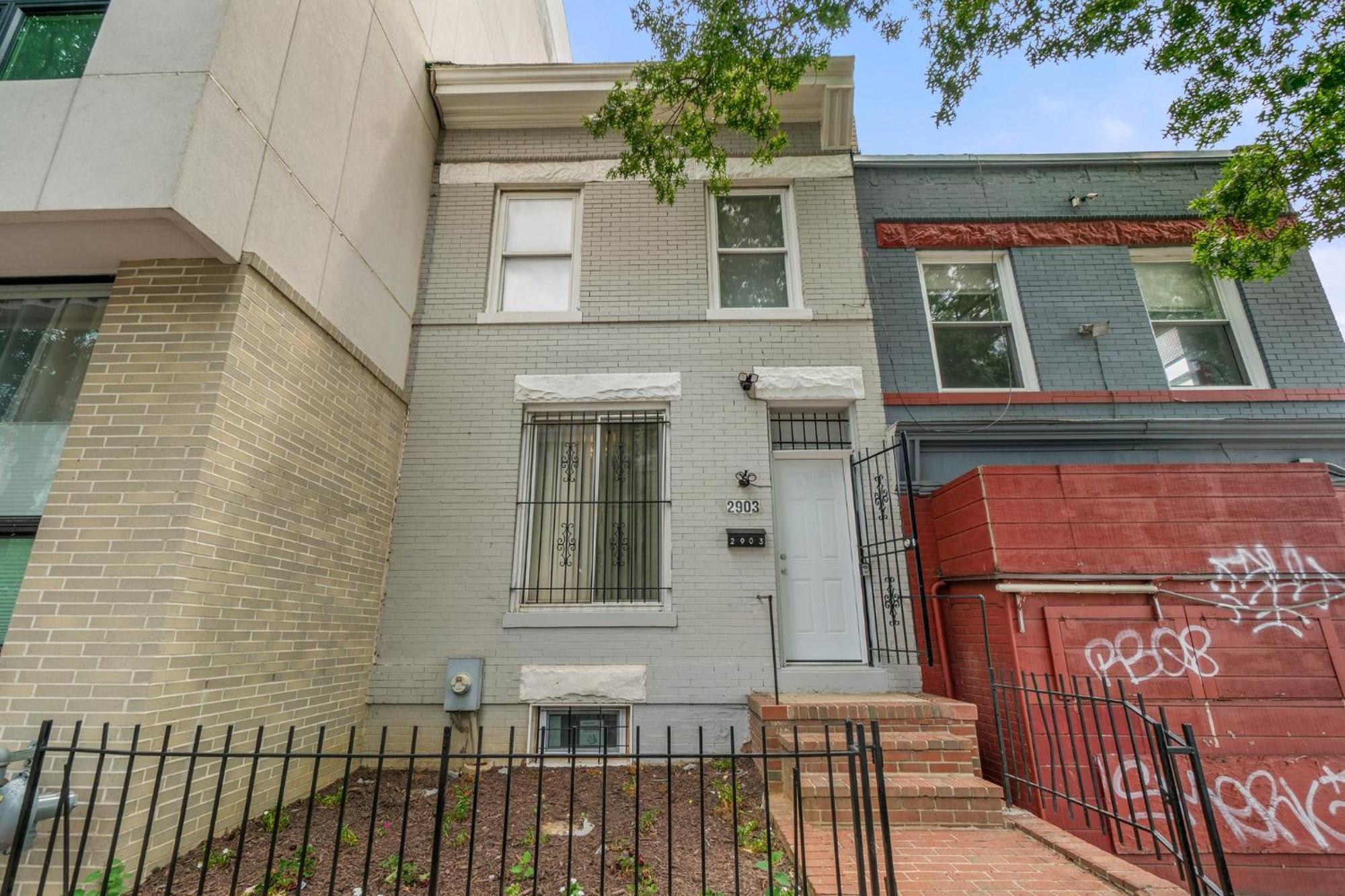 Unit # 1 - Right Next To Howard University Washington Buitenkant foto